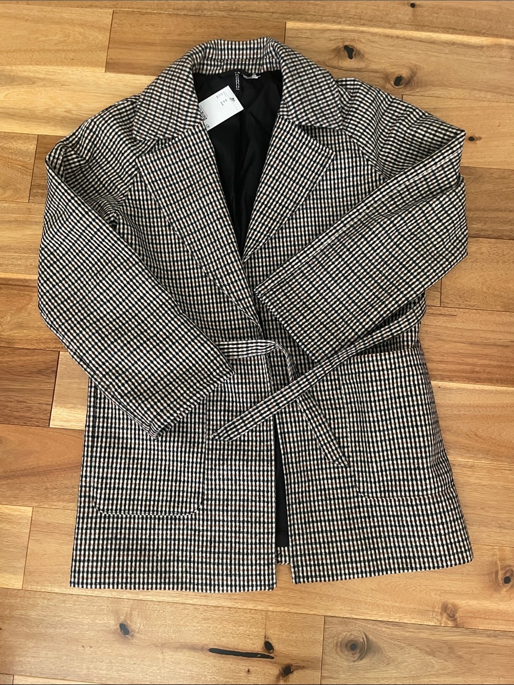 H&M tie waist coat